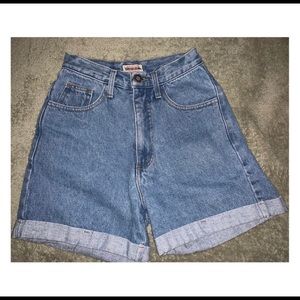 Vintage Guess 90’s Denim shorts